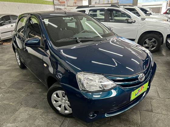 TOYOTA ETIOS 1.3 X 16V FLEX 4P MANUAL TOYOTA ETIOS 1.3 X 16V FLEX 4P MANUAL